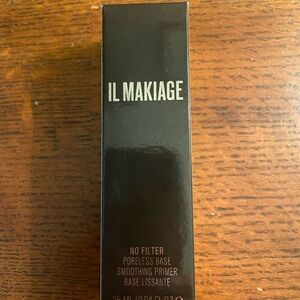 Il Makiage no filter poreless base smoothing primer. Never opened.
